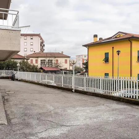 Lalla House Apartment